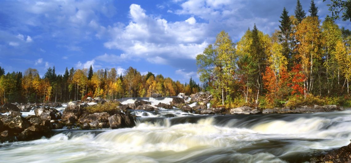 Водопад в Карелии